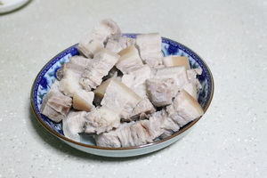 干蘑菇红烧肉的做法步骤5